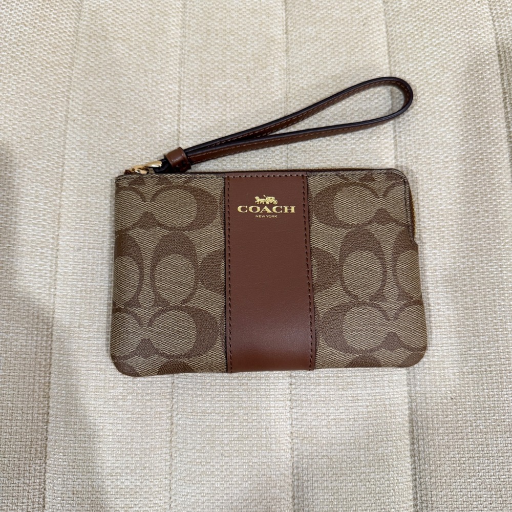 NWT Coach Brown Corner Zip Wristlet Womens Signature Canvas Leather Monogram